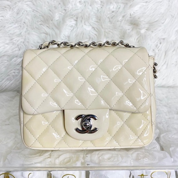 Chanel mini square - Picture 1 of 3